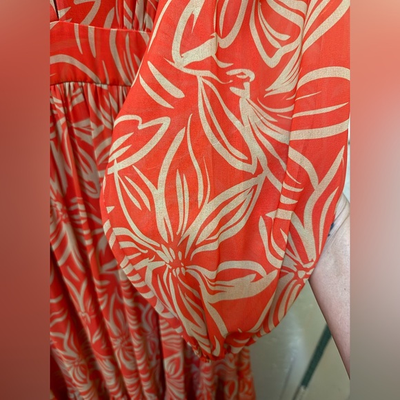 Toccin x RTR V-Neck Long Sleeve Maxi Dress. Orange and Tan Size 6 - Picture 9 of 10